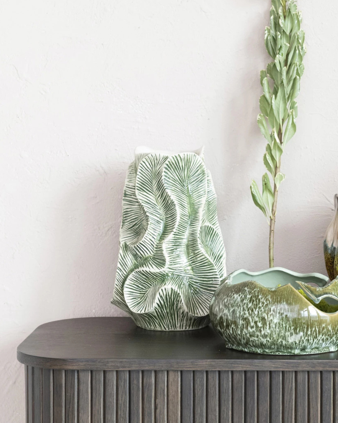 FLORERO STRANGE GREEN AND WHITE