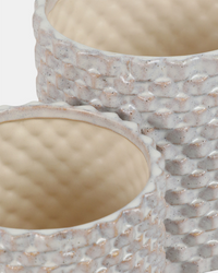 MACETA TEXTURED FOOTED